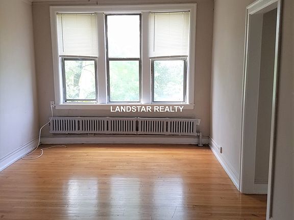 2nd image of 1371 W Estes Ave APT 3C