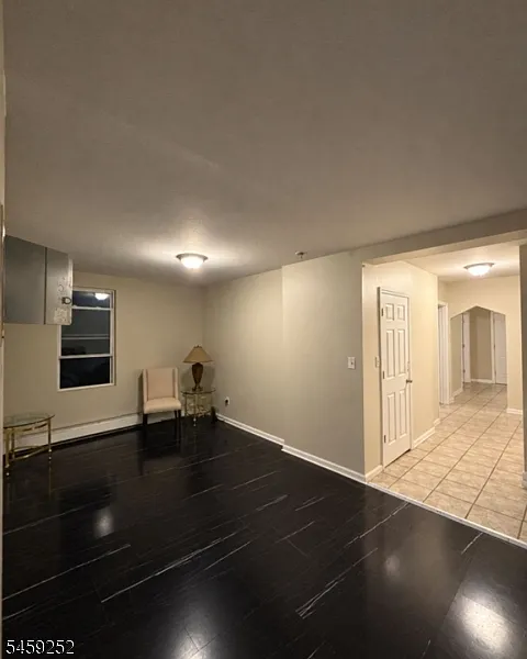 4 bed, 2.0 bath, $2,500 — Photo 2