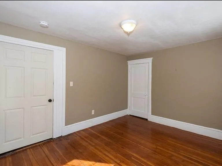 26-28 Salem St #3 — Photo 11