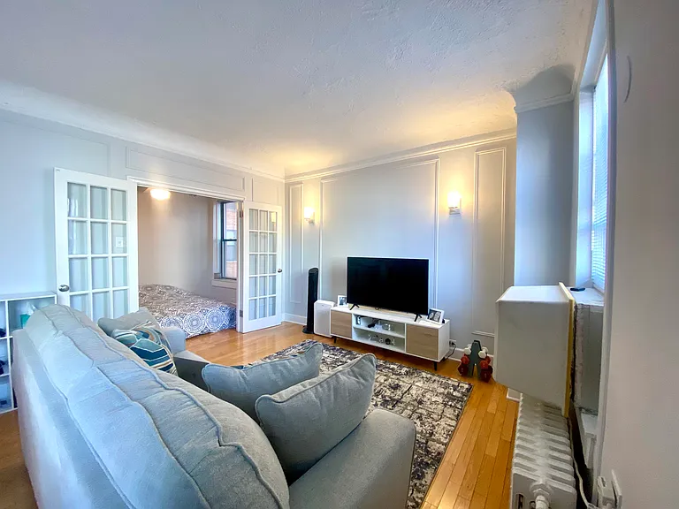 10 W Elm St — Photo 14