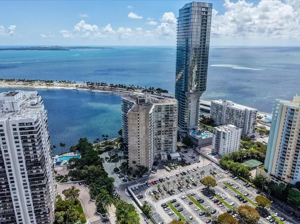 2451 Brickell Ave APT 4F, Miami, FL 33129