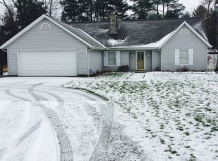 569 Columbia Rd, Valley City, OH 44280