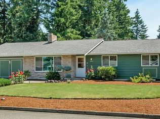 6863 E Grandview St, Tacoma, WA 98404