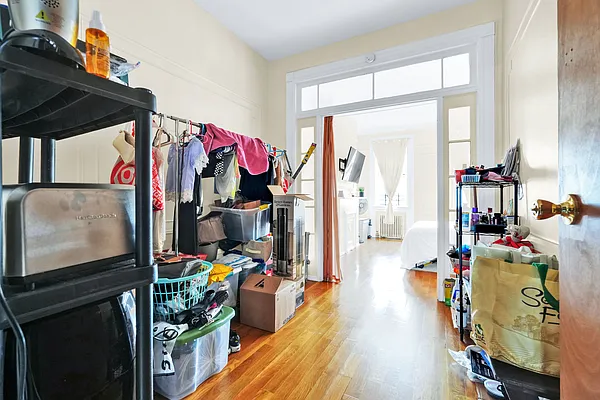 Sold by Mitra Hakimi Realty Group, LLC | media 14