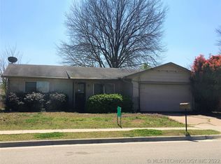 10926 E 36th St, Tulsa, OK 74146
