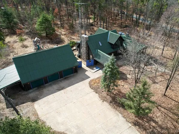 N8348 Pine Ln, New Lisbon, WI 53950