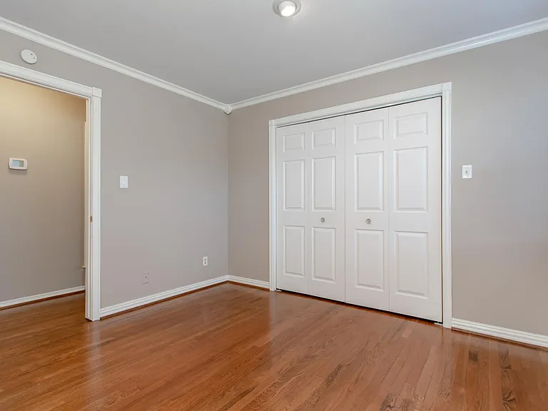 6912 Wake Forrest Dr — Photo 21
