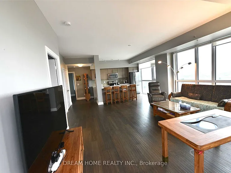 55 Speers Rd #1609 — Photo 7
