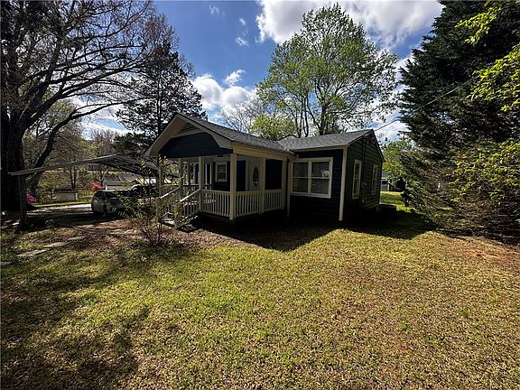 2nd image of 5 Robertson Way
