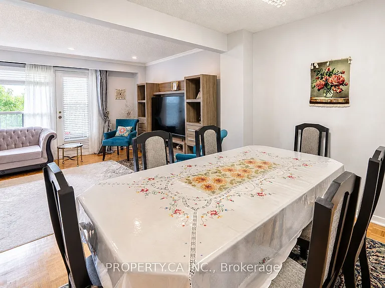 209 Castle Rock Dr #1 — Photo 9
