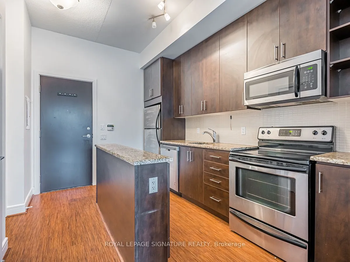 2 bed, $3,200 — Photo 3
