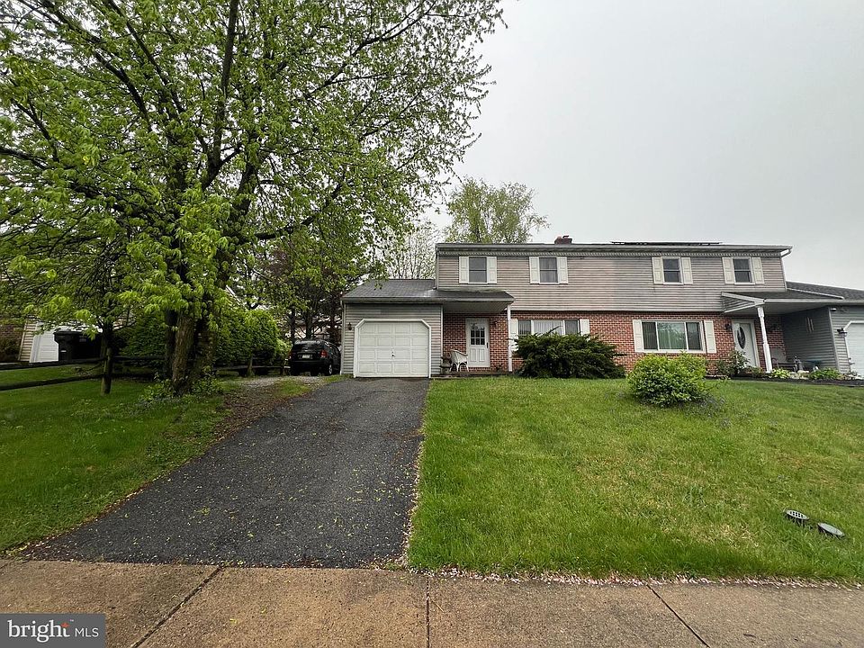 1st image of 1776 Acorn Dr
