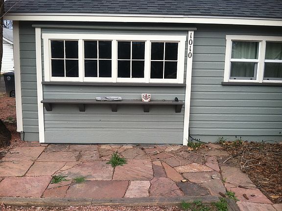 Front Patio, Flower shelf