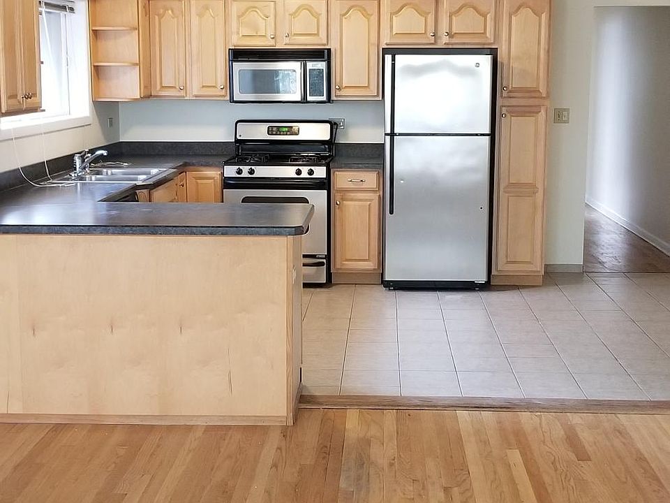 1st image of 3508 Oak Park Ave