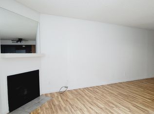526 S Alexandria Ave #104, Los Angeles, CA 90020