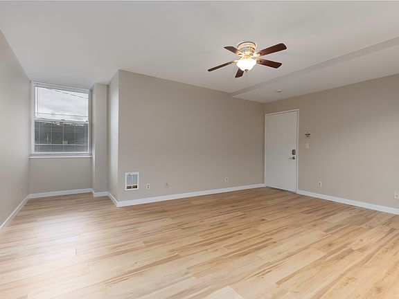 4th image of 102 S Granite Ave #1