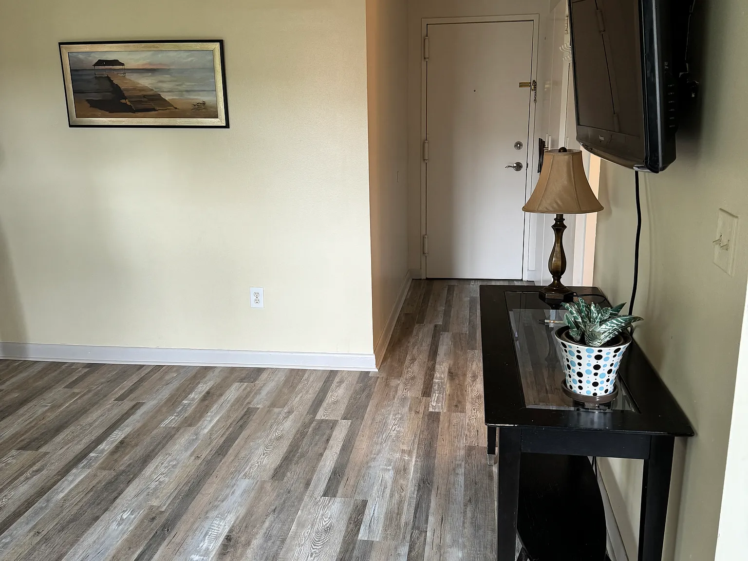 1 bed, 552 sqft, $1,400 — Photo 4