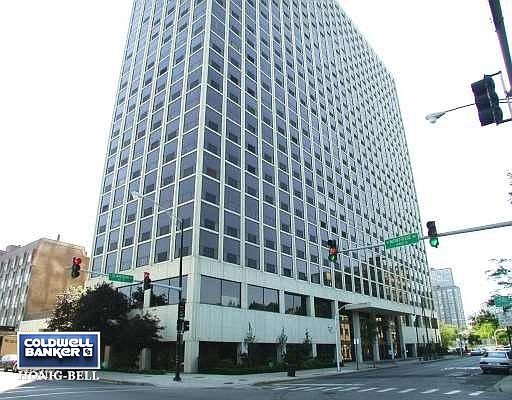 1st image of 4343 N Clarendon Ave APT 908