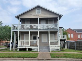 2928 Avenue M 1/2, Galveston, TX 77550