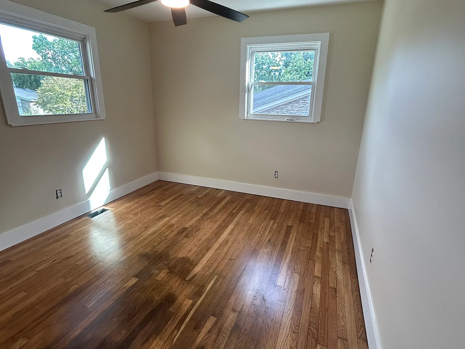 2 bed, 1107 sqft, $1,575 — Photo 2