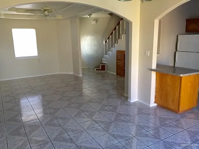 2714 Melanie Dr — Photo 7