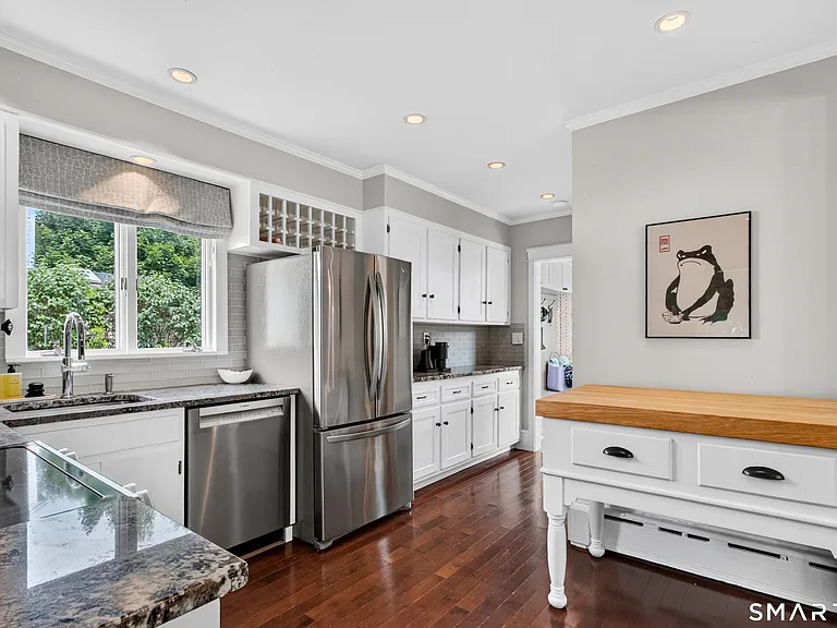42 Treadwell Ave — Photo 9