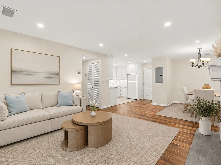 666 Main St #315 — Photo 10