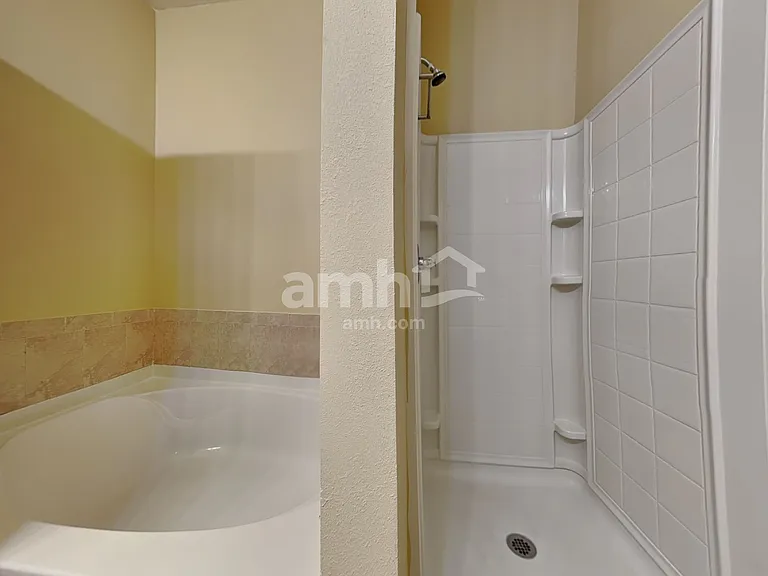515 Corbett Bluff Dr — Photo 12