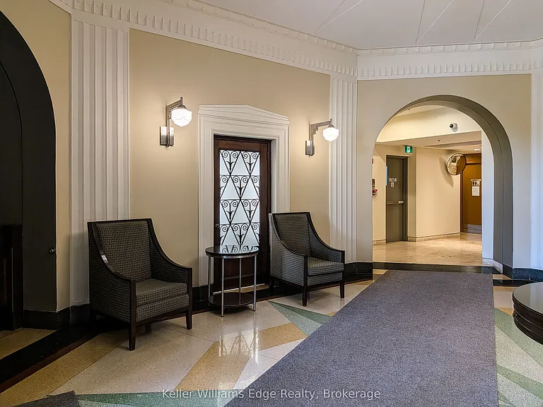 70 High Park Ave #1007 — Photo 12