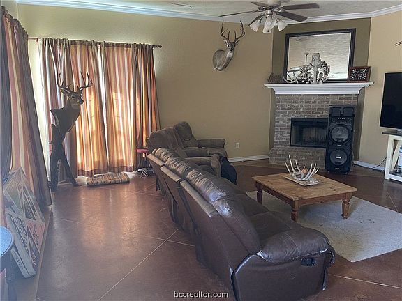 2nd image of 1107 Bracey Ct