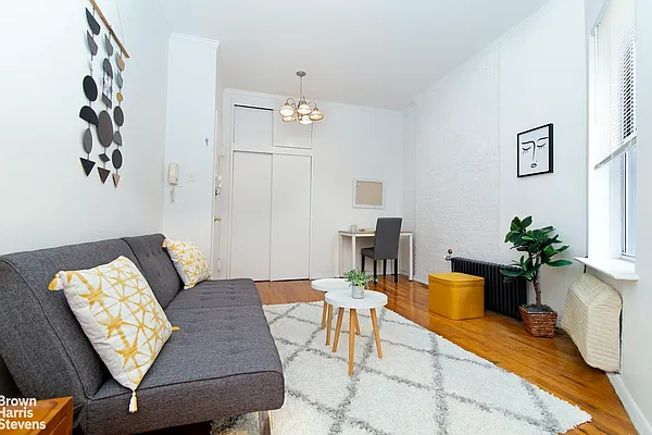 Sold by Brown Harris Stevens | media 6