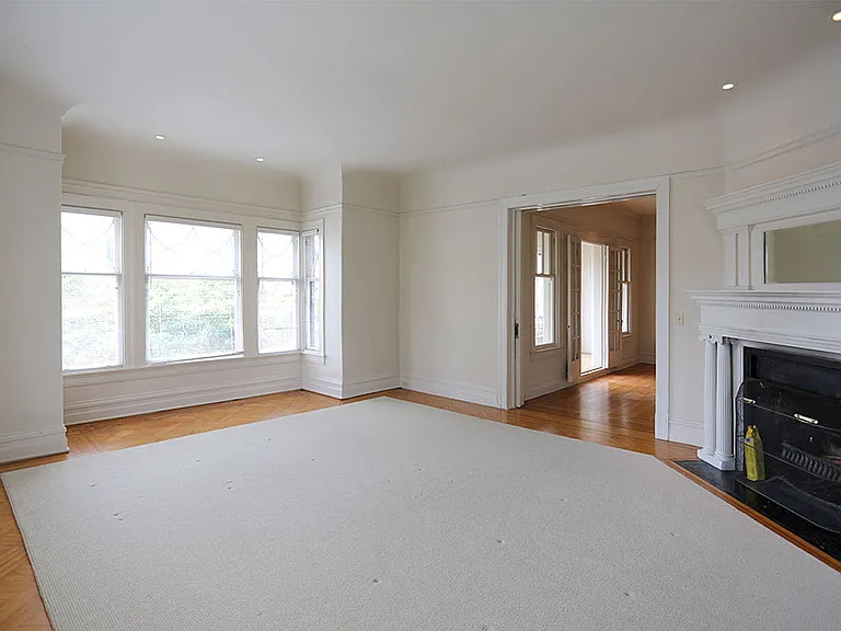 304 Walnut St #U3 — Photo 13