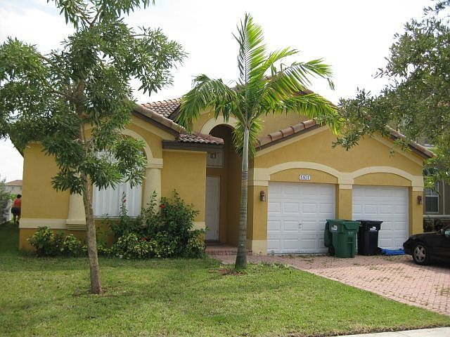2nd image of 1431 SW 153rd Path