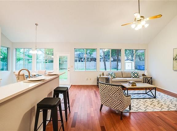 4th image of 6438 Old Harbor Ln