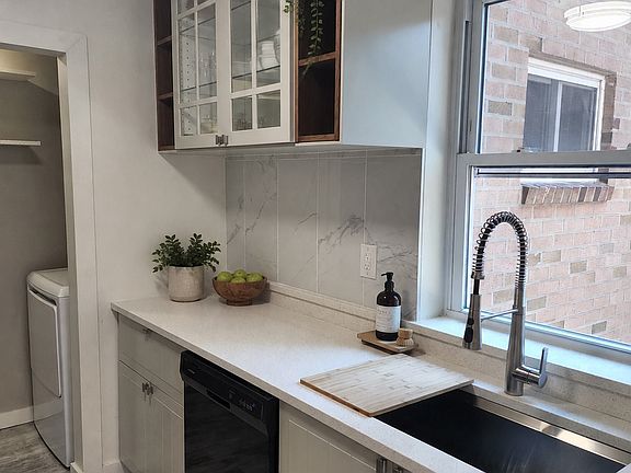 Bright Kitchen