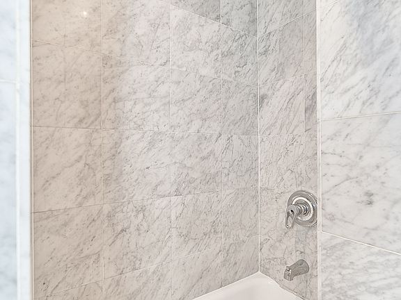 4th image of 19 Commerce St APT 10