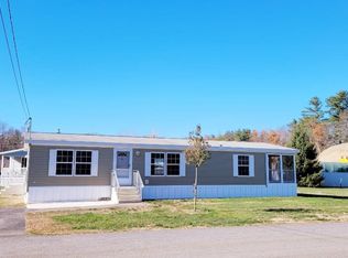 5 Edmund Meadow Ln, Hampstead, NH 03841