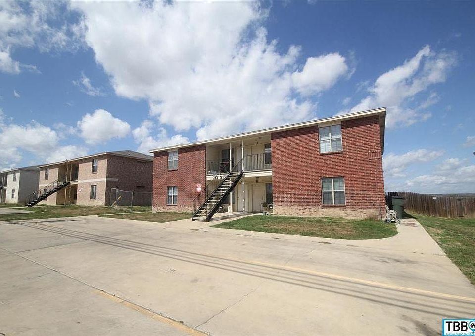 1st image of 2313 Terrace Dr APT B