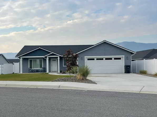 170 Manzanita Dr, Manson, WA 98831