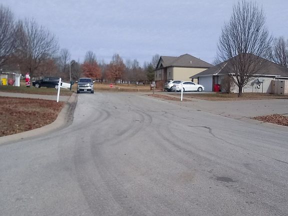 4th image of 710 SW Harvest Cir