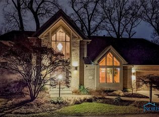 309 Forest Glen Pl, Holland, OH 43528
