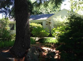 8010 Fairway Dr NE, Seattle, WA 98115