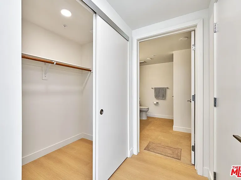 510 S Oxford Ave #310 — Photo 49