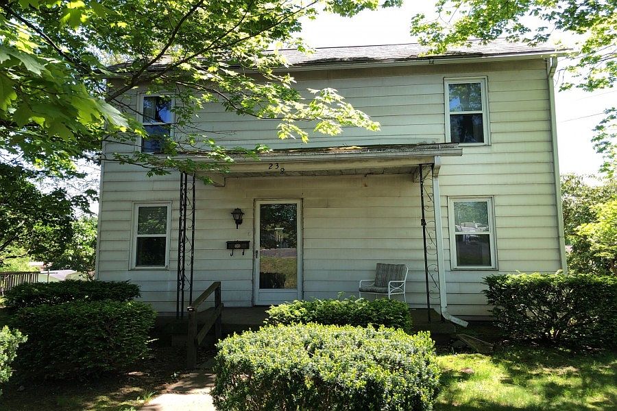 1st image of 238 W High St