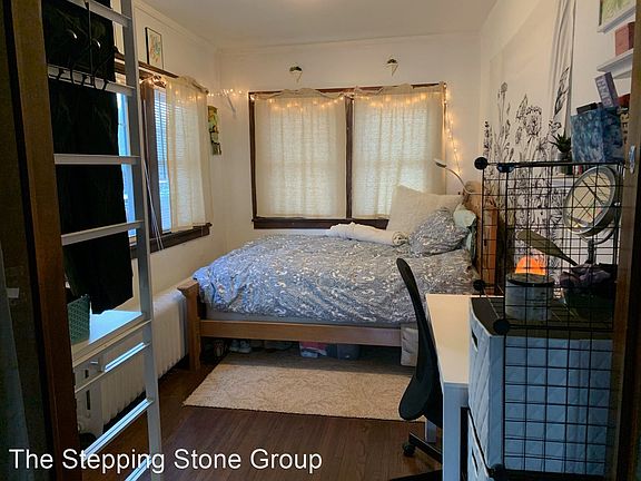 5th image of 1014 4th St SE #4113882