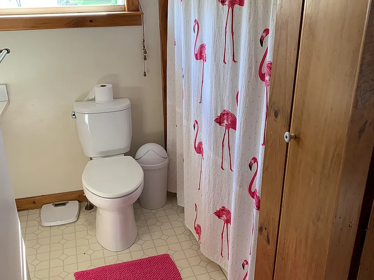140 Riverbank Rd — Photo 9