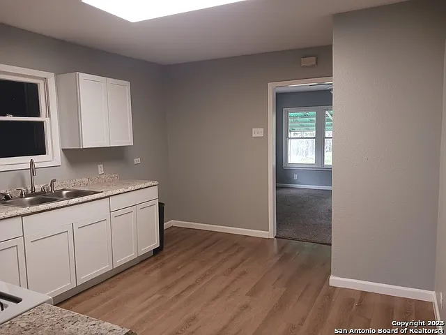 319 San Angelo — Photo 9