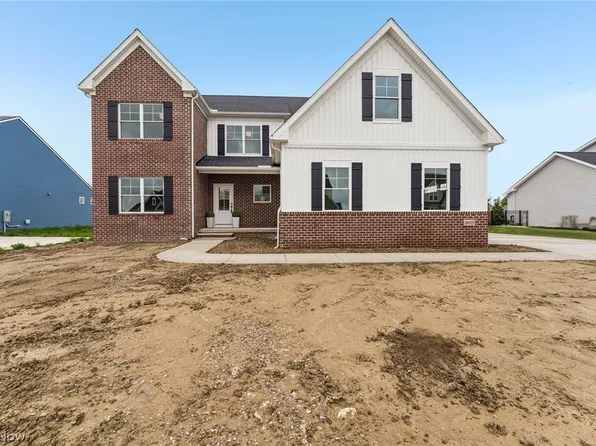 36373 W Shore Pkwy, North Ridgeville, OH 44039
