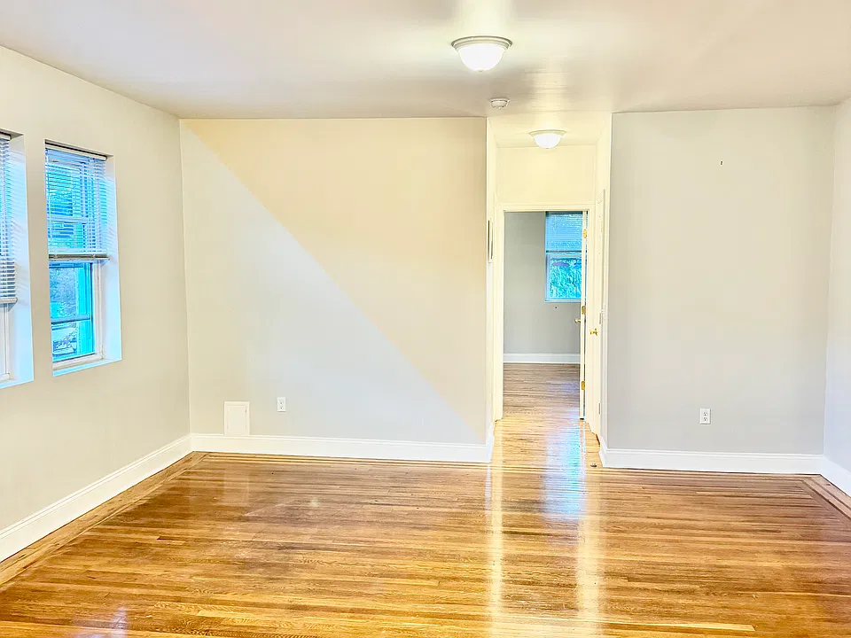 305 Columbus Ave #2C