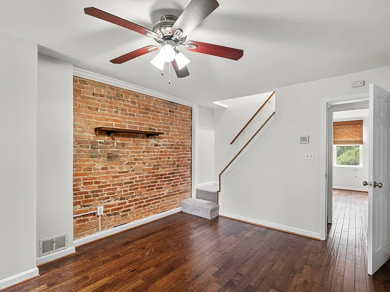 2nd Floor Family Room